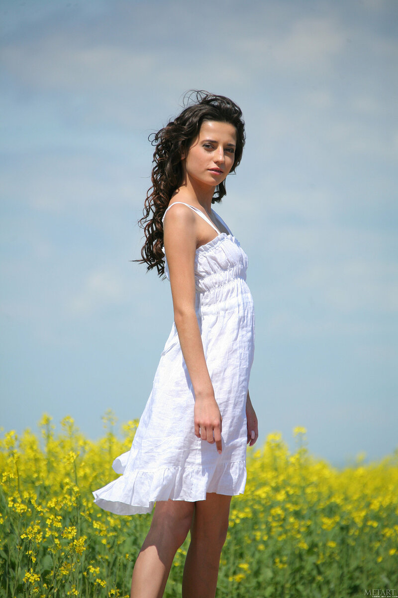 Неленка, 20 лет, 5 размер груди